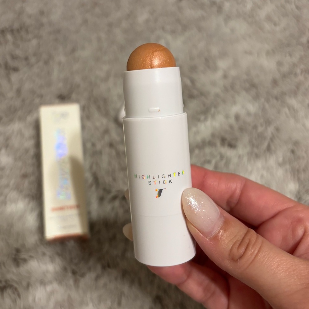 TYS Beauty Highlighter Stick